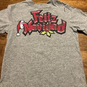 GUC Heathered Gray SS T “Feliz Navidad” 5/6